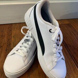 NWOT: Puma Woman’s 8.5 Serve Pro Lite Lace-Up Sneakers In White